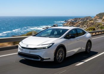 O sedã híbrido Toyota Prius e a nova autonomia para viagens