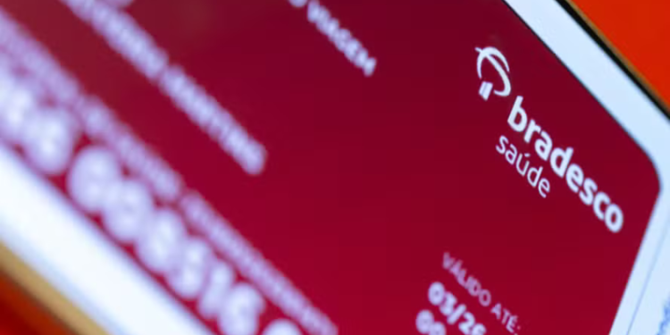 BradSaúde lucra R$ 1,3 bi e ação SAUD3 sobe 3% em estreia na Bolsa