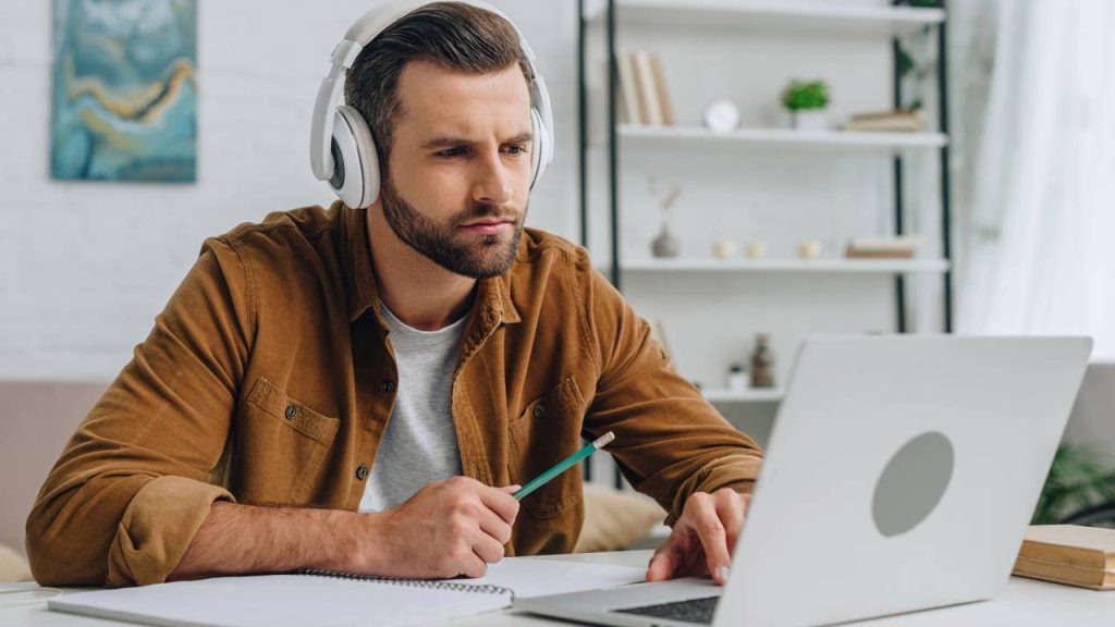 Cursos rápidos para conseguir emprego em 2026