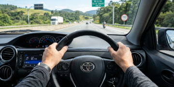 Toyota Etios Sedan usado com preço de compacto pelado vira o segredo dos motoristas que buscam a mecânica mais racional do país