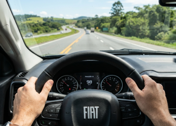 Fiat Toro Freedom Flex usada com preço de Fiat Strada zero vira o trunfo de quem quer estilo e conforto de SUV com caçamba