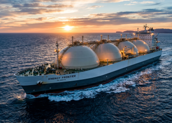 China Índia e Rússia investem bilhões em navios petroleiros colossais de 400 metros com propulsão híbrida para abandonar de vez os antigos gasodutos terrestres vulneráveis