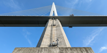 A engenharia da verticalidade: Como o Viaduto de Millau superou os limites da Torre Eiffel