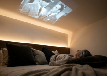 Quanto custa instalar um projetor e transformar o quarto em uma sala de cinema moderna