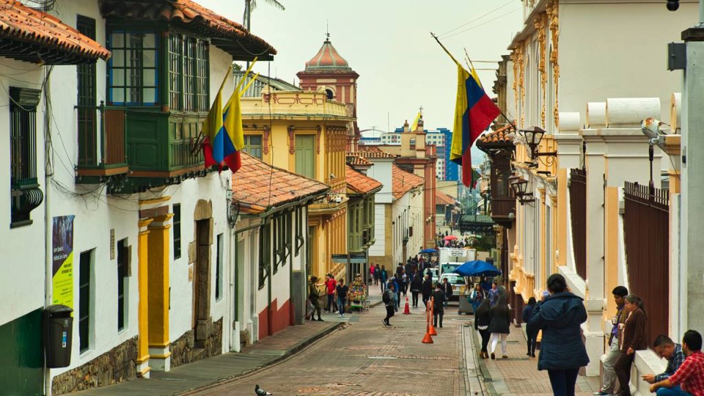 A imponente capital a 2.600 metros de altitude que oferece mais de 600 km de ciclovias permanentes, sendo referência mundial em mobilidade