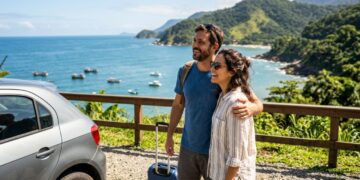 A Rio-Santos percorre o litoral entre Rio e São Paulo e transforma uma estrada comum em acesso direto a Angra, Paraty e Ubatuba
