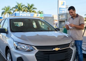 Quase 18 km com 1 litro fazem este hatch 0 km parecer simples demais para o estrago que causa no posto