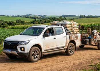 A picape diesel de 207 cv quer lembrar que força ainda importa quando a carga deixa de ser discurso de propaganda