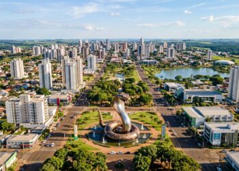 Cidade batizada por uma serpente lendária no interior do Paraná fica a 500 km de Curitiba e sedia a maior feira de tecnologia agrícola