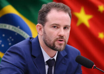 Brasil inaugura unidade da Receita Federal na China, mirando expandir comércio bilateral