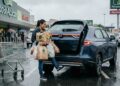 Um porta-malas que abre por sensor muda a relação deste SUV com supermercado, chuva e mãos ocupadas
