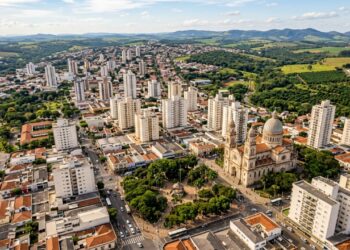 Do berço da laranja ao reino das joias: a cidade paulista que reinventou sua economia duas vezes