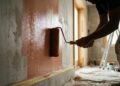 Quanto um pintor cobra para pintar uma casa de 76 m2 em 2026?