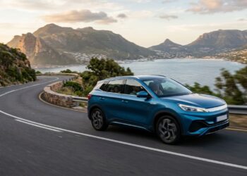 O SUV elétrico de até 378 km e 449 cv parece familiar até revelar força demais para uma compra comum