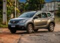 O SUV de 475 litros que encara rua ruim sem pose de luxo continua vivo para quem prefere robustez a firula de painel