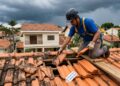Quanto um telhadista cobra para trocar telhas quebradas e revisar o telhado em 2026