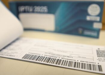Juros do cartão de crédito acima de 400% faz brasileiro voltar ao crediário no varejo