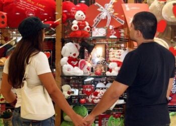 Dia dos Namorados deve movimentar R$ 22 bilhões no varejo brasileiro em 2026