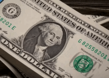 Câmbio: Dólar sobe a R$ 5,20 e fecha no maior nível em três meses