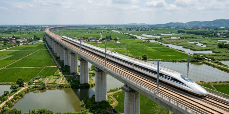 A engenharia por trás das maiores e mais altas pontes do mundo na China