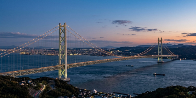 A engenharia por trás do sistema que permite à Ponte Akashi Kaikyō resistir a abalos extremos