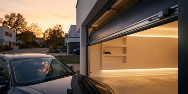 Quanto custa instalar um portão automático, e por que o motor quase nunca é o gasto que assusta mais