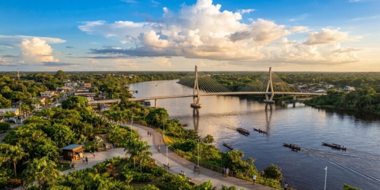 A única cidade brasileira ligada por terra à União Europeia fica no extremo norte do Amapá e tem euros no troco