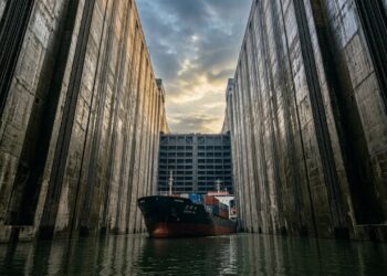 Elevador de navios na Barragem das Três Gargantas