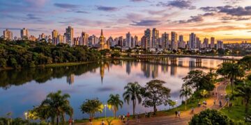 Potência mundial no século 20: por que este destino paranaense foi responsável por 51% do café do globo em 1961 e virou a Pequena Londres