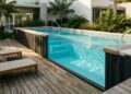 Piscina de contêiner elevada com vidro lateral e acabamento interno