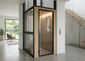 Quanto custa instalar um elevador residencial e quais adaptações escondem a parte mais cara da obra