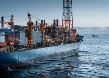 Pré-sal responde por 80,5% da produção brasileira e revela como o petróleo sobe de poços no fundo do oceano