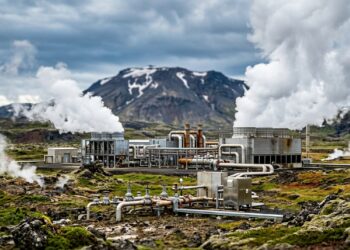 Islândia, Quênia, Indonésia e Filipinas têm vulcões, calor subterrâneo e uma vantagem energética que poucos países conseguem copiar