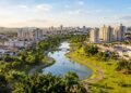 Mobilidade urbana na prática: a cidade que priorizou o uso de 145 mil bicicletas e se tornou o exemplo definitivo de bem-estar no interior