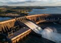 Com 20 unidades geradoras e 14 mil MW, Itaipu continua sendo uma estrutura que transforma água em energia para 2 países ao mesmo tempo