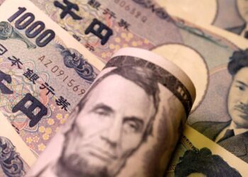 Japão mantém juros em meio a rumores de intervenção para conter desvalorização do iene