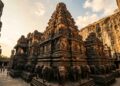 Escavado de cima para baixo, o Templo de Kailasa transformou uma montanha em arquitetura sem empilhar blocos