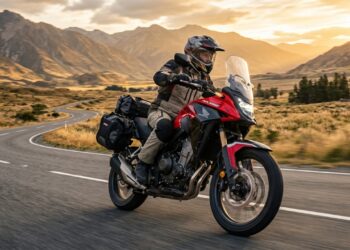 Honda NX500 equilibra 49,6 cv, viagem e uso urbano