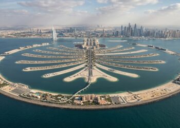 Com mais de 100 milhões de m³ de areia, Dubai criou uma palmeira gigante sobre o Golfo Pérsico