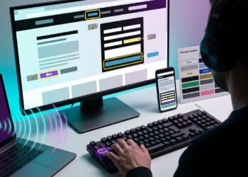 Especialista em acessibilidade digital testa sites e aplicativos para encontrar barreiras que excluem milhões de usuários