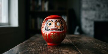 Provérbio japonês sobre recomeçar após uma queda