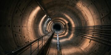 Túnel sob o Tâmisa contra esgoto nas chuvas
