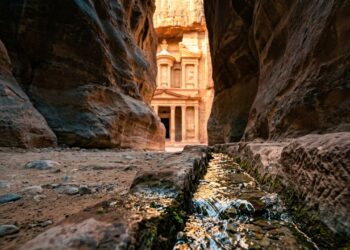 Petra e a engenharia de água que venceu o deserto árido