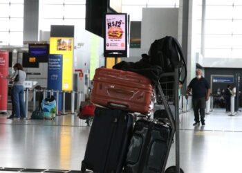 Férias escolares devem elevar consumo além das viagens, diz Serasa