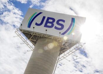 JBS abandona meta de emissões líquidas zero até 2040 e revisa plano ESG