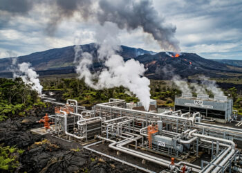 O calor escondido sob o vulcão Kilauea volta ao radar do Havaí como uma usina natural capaz de gerar energia limpa em meio a campos de lava ativos