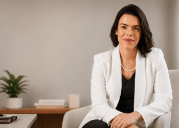 OPINIÃO: 5 erros que impedem mulheres qualificadas de chegar à liderança