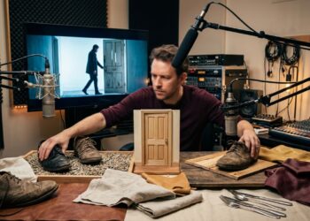 Artista de Foley usa melancia, aipo e sapatos velhos para fabricar os sons que o cinema não conseguiu gravar