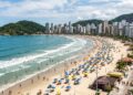Praia de excelência ambiental e fortaleza histórica: por que a Pérola do Atlântico é referência no litoral de São Paulo