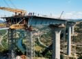 O método usado no Viaduto de Millau desafia a ideia de como uma ponte é construída